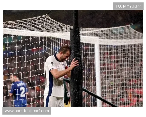 世界杯足球进球集锦:带你领略足球巨星们在世界杯赛场上的绝佳表现